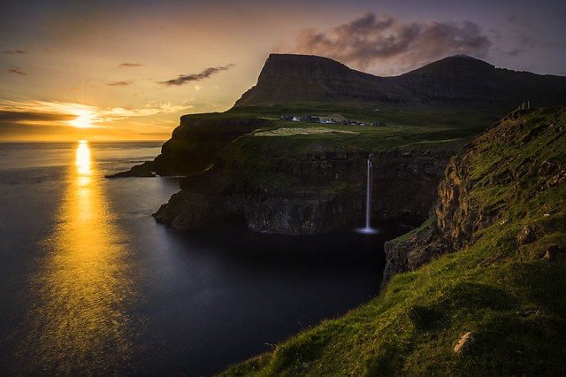 Sunset at Gásadalur