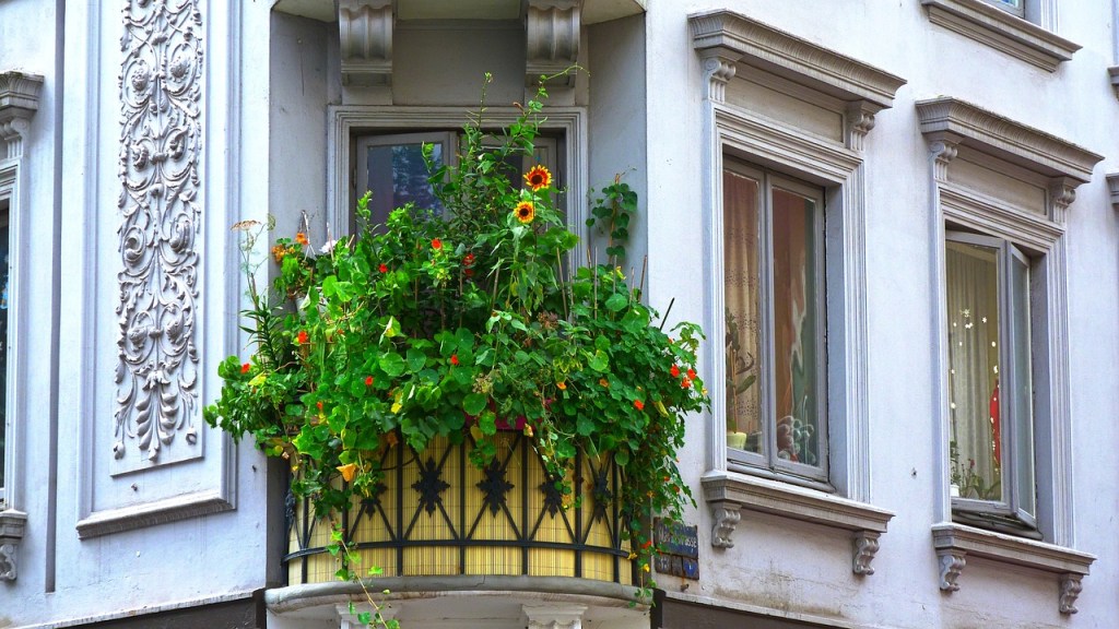 Balkon mit Blumen