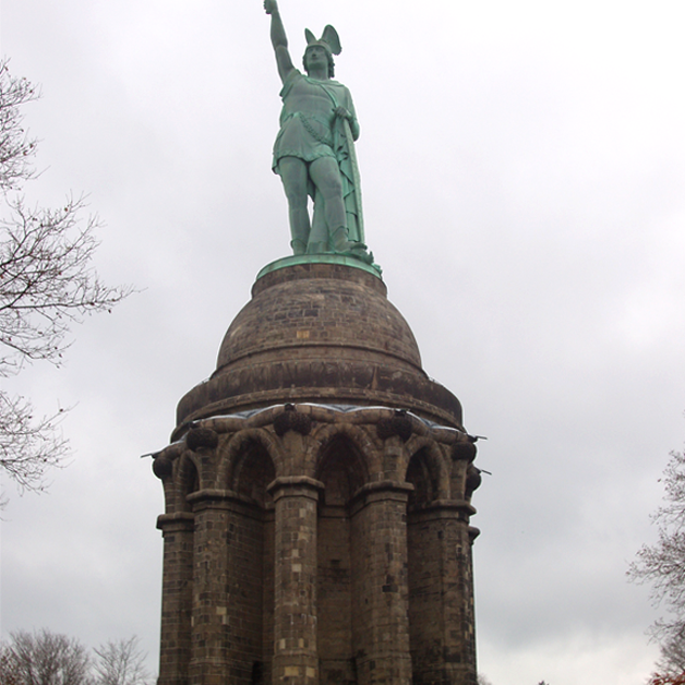 Das Hermannsdenkmal zÃ¤hlt zu den beliebtesten SehenswÃ¼rdigkeiten in NRW.