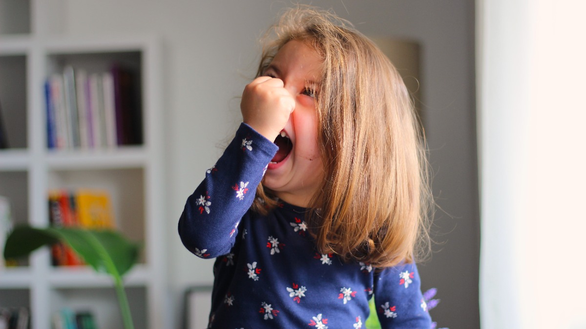 Erziehungsprobleme: Kleines MÃ¤dchen ist aggressiv