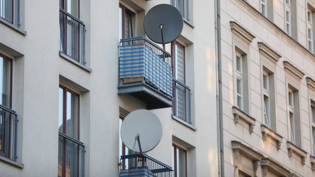 Satellitenschüssel