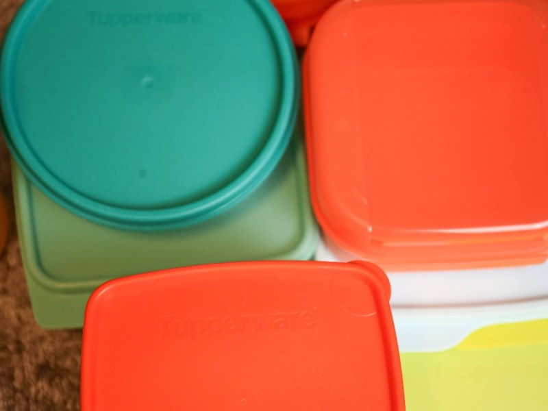 Reinigung: So ruinierst du deine Tupperware – Achte auf dieses Zeichen!